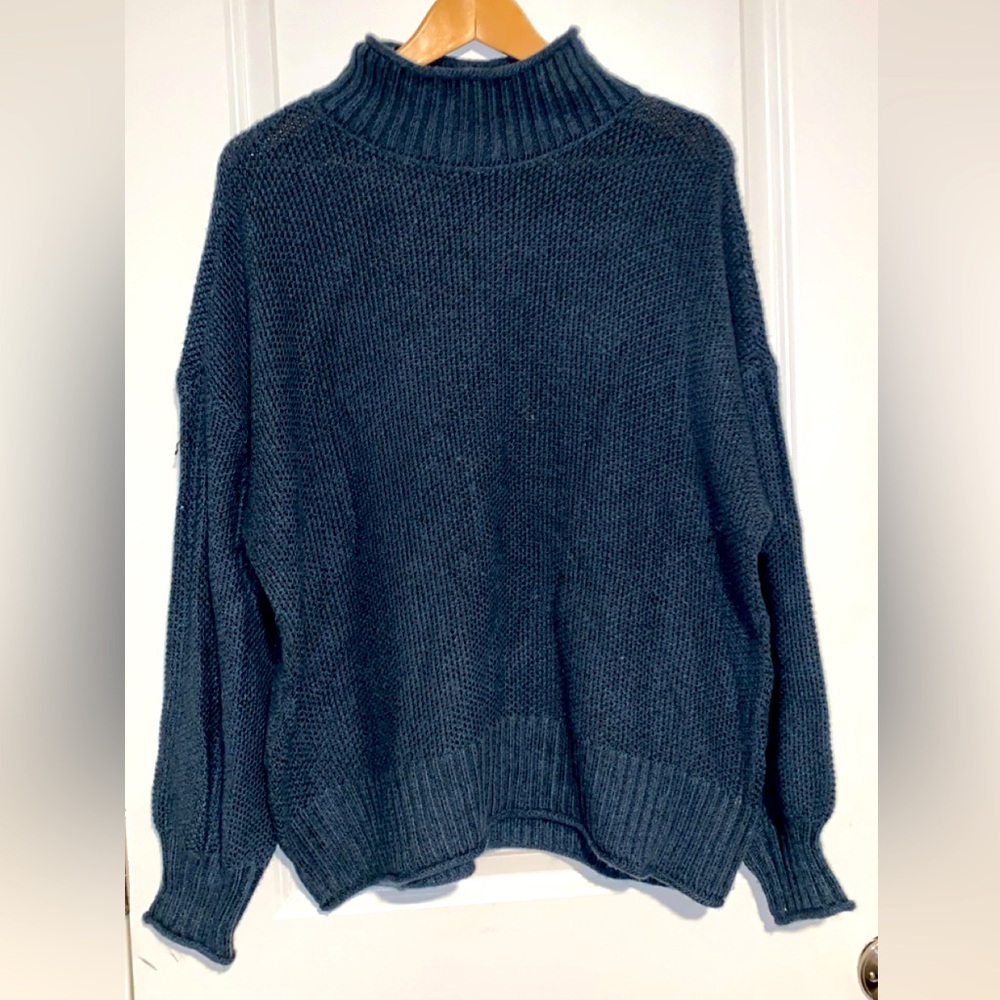 Women’s Sweater